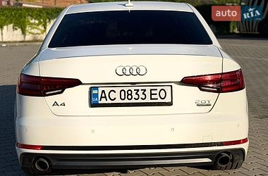 Седан Audi A4 2016 в Нововолынске