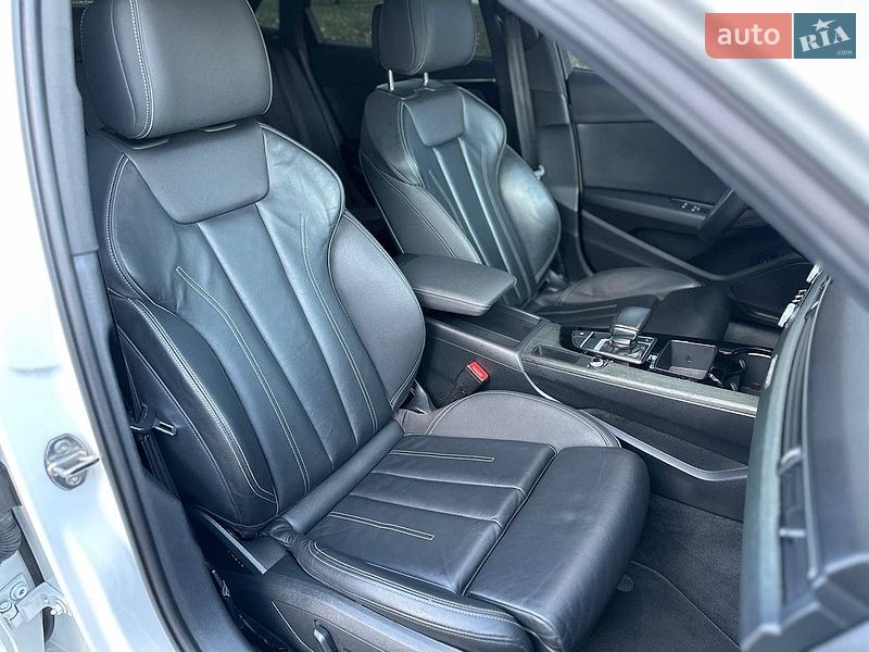 Седан Audi A4 2019 в Киеве