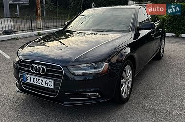 Седан Audi A4 2012 в Чернигове