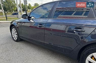 Седан Audi A4 2012 в Чернигове