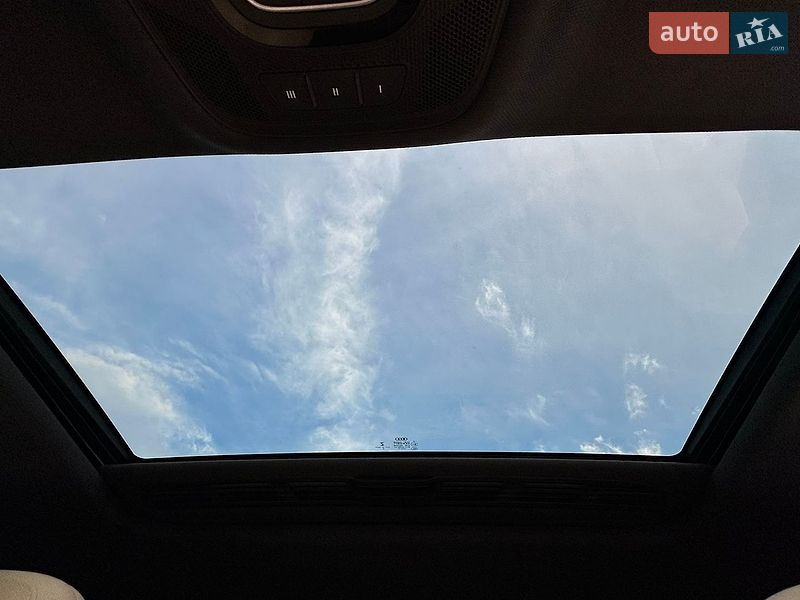 Седан Audi A4 2017 в Рівному