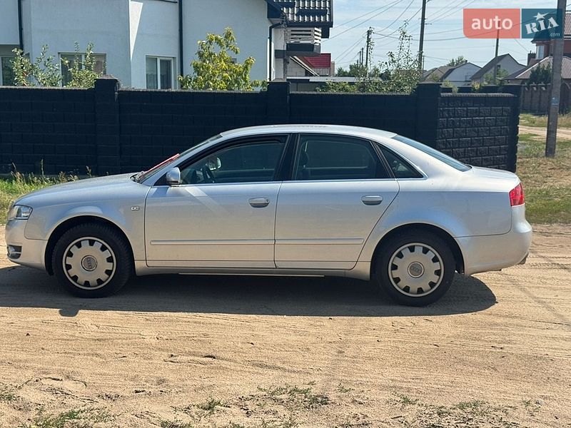 Седан Audi A4 2005 в Сарнах