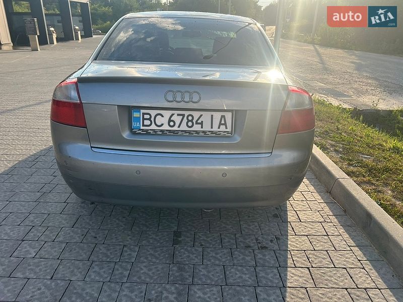Седан Audi A4 2003 в Львові