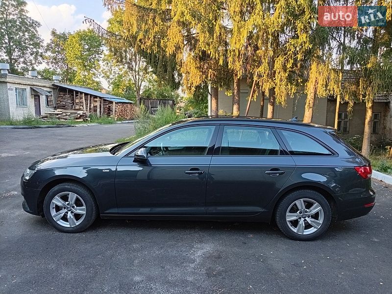 Універсал Audi A4 2017 в Львові