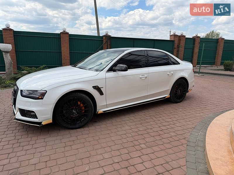 Седан Audi A4 2015 в Миронівці