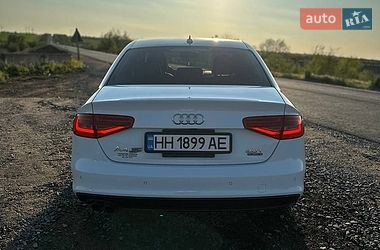 Седан Audi A4 2015 в Одессе