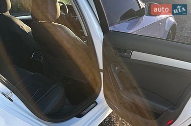 Седан Audi A4 2015 в Одессе