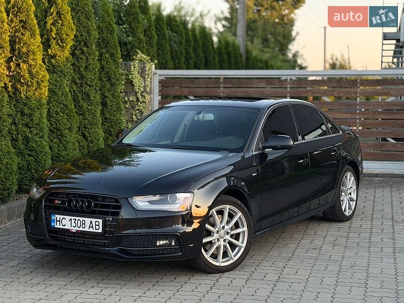 Седан Audi A4 2015 в Стрию