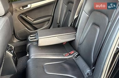 Седан Audi A4 2015 в Стрию