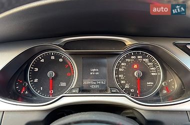 Седан Audi A4 2015 в Стрию
