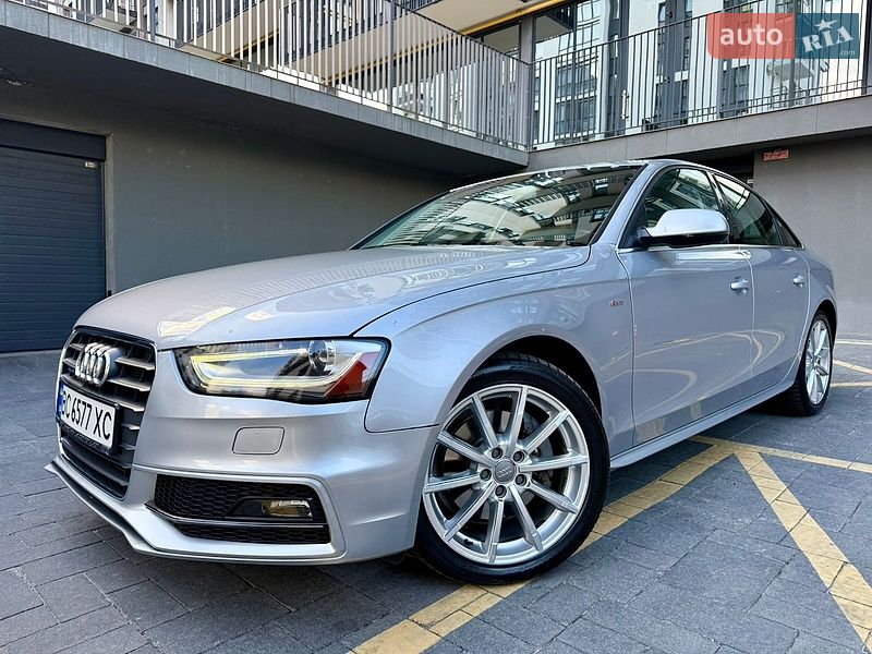 Седан Audi A4 2015 в Львове