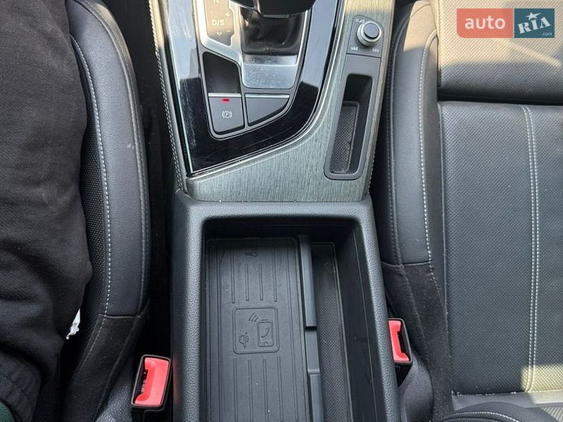 Седан Audi A4 2020 в Одессе