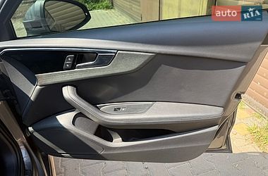 Седан Audi A4 2020 в Одессе