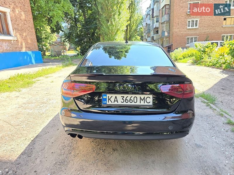 Седан Audi A4 2015 в Сумах