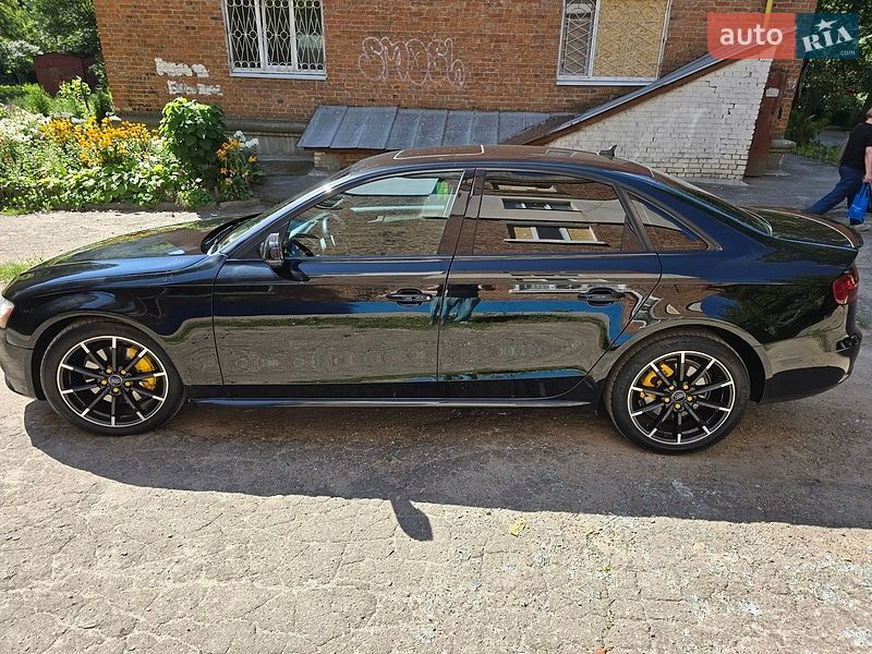 Седан Audi A4 2015 в Сумах
