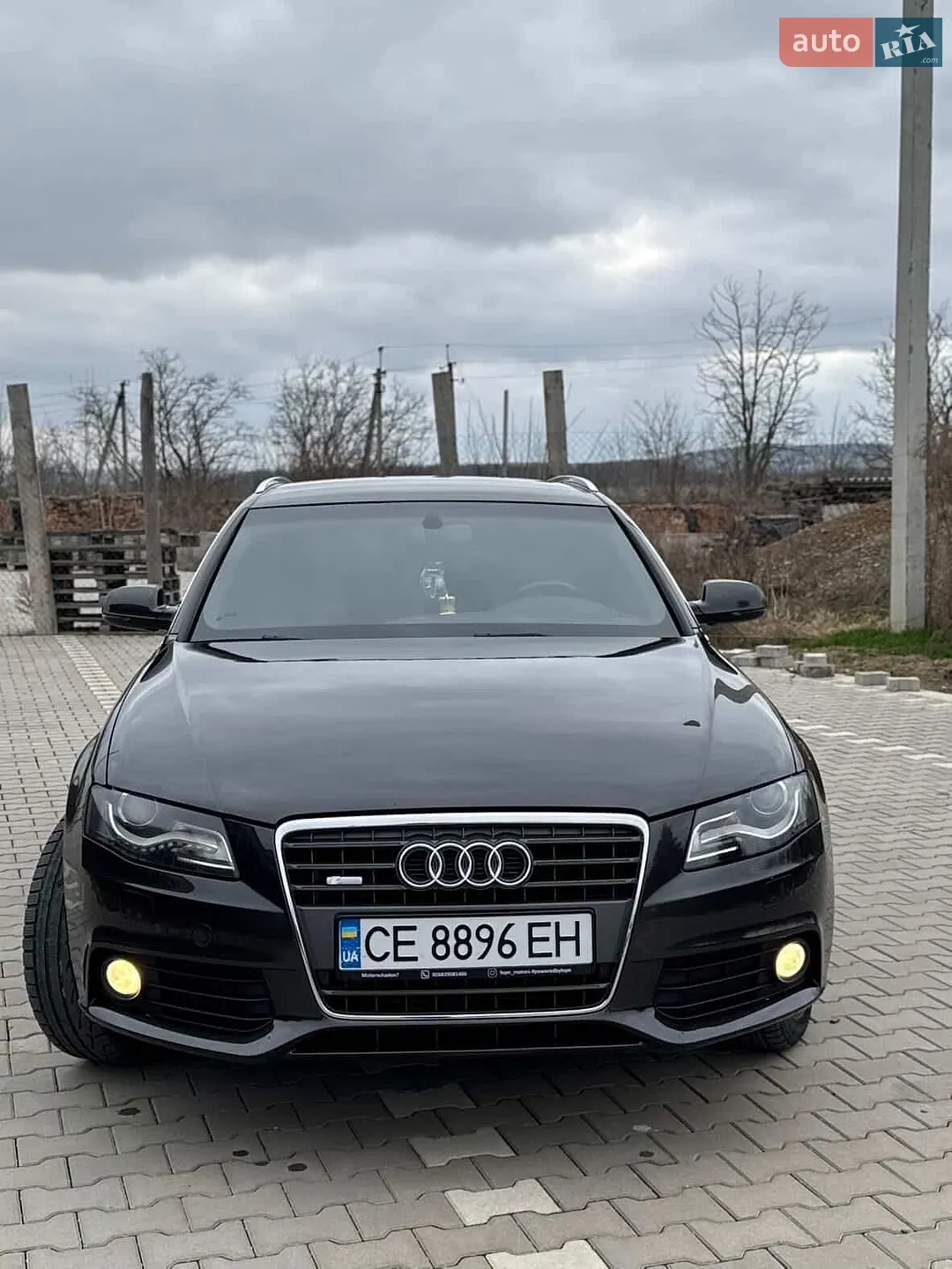 2011 Audi A4 - фото 1
