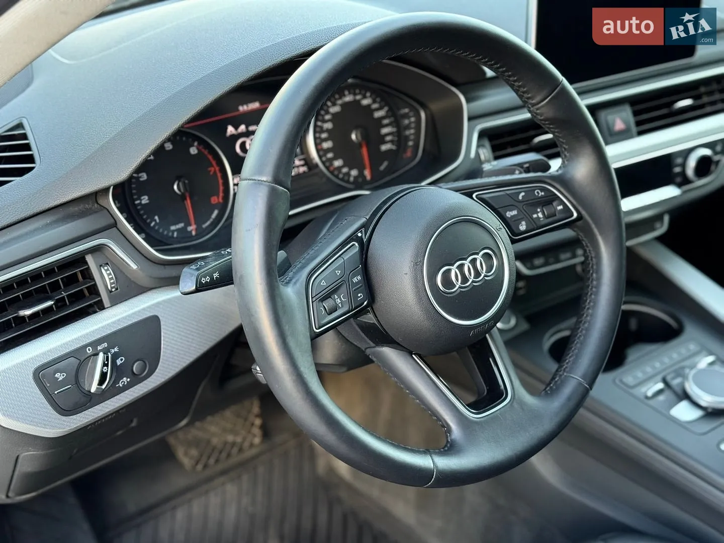 2018 Audi A4 - мініатюра 49