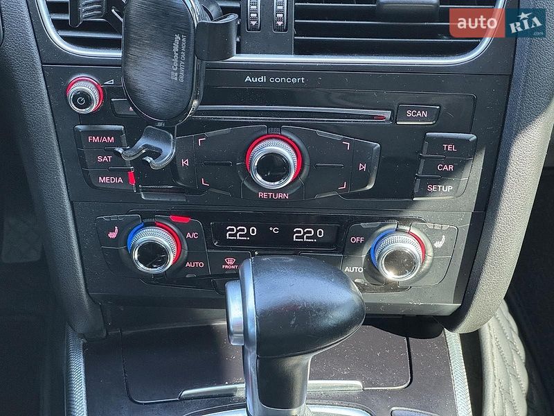 Седан Audi A4 2015 в Вінниці