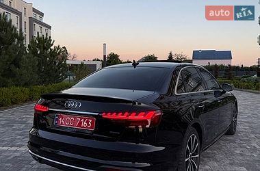 Седан Audi A4 2021 в Мукачевому