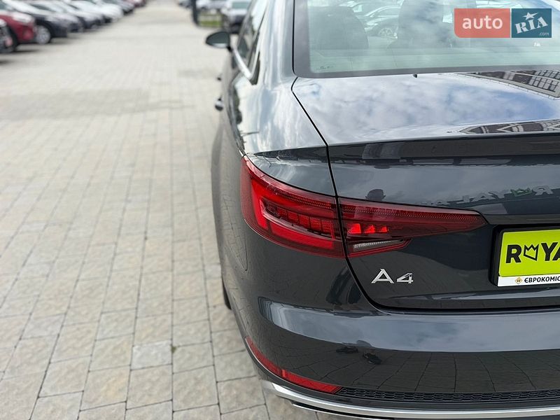 Седан Audi A4 2018 в Львове
