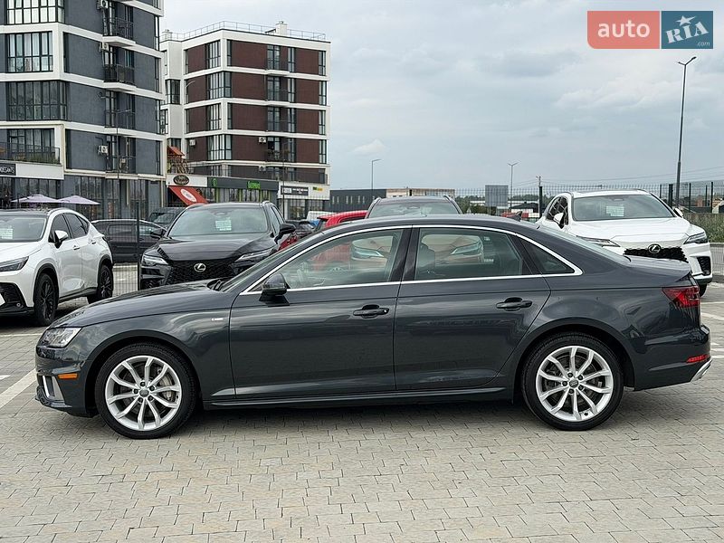 Седан Audi A4 2018 в Львове