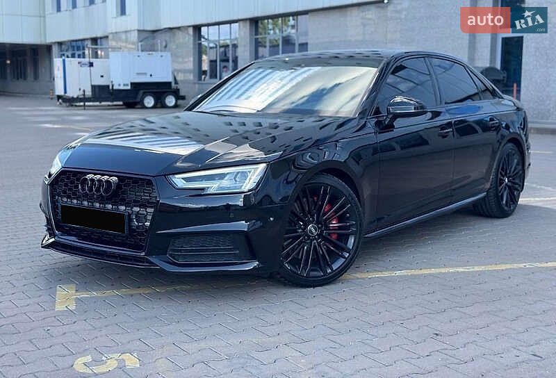 Седан Audi A4 2018 в Івано-Франківську