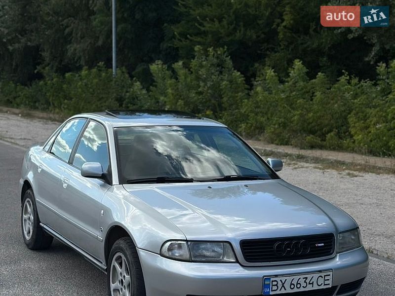 Седан Audi A4 1996 в Дніпрі
