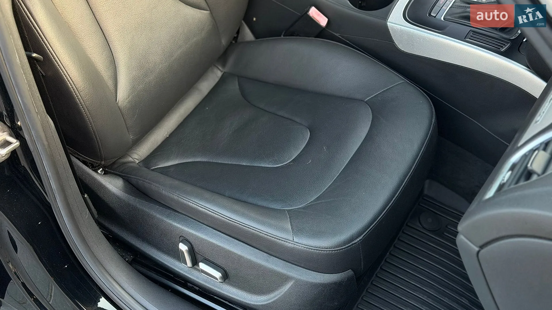 2012 Audi A4 - мініатюра 35