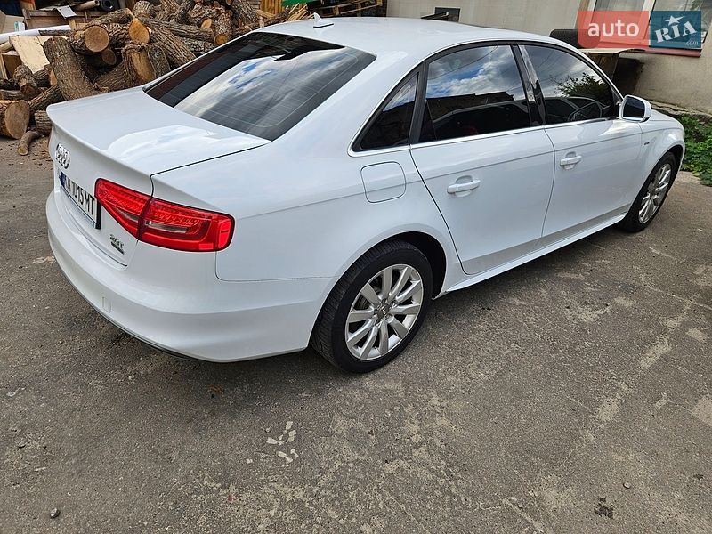 Седан Audi A4 2015 в Киеве