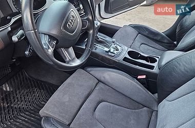 Седан Audi A4 2015 в Киеве