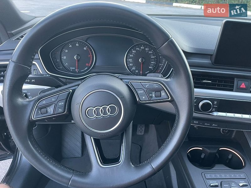Седан Audi A4 2018 в Виннице