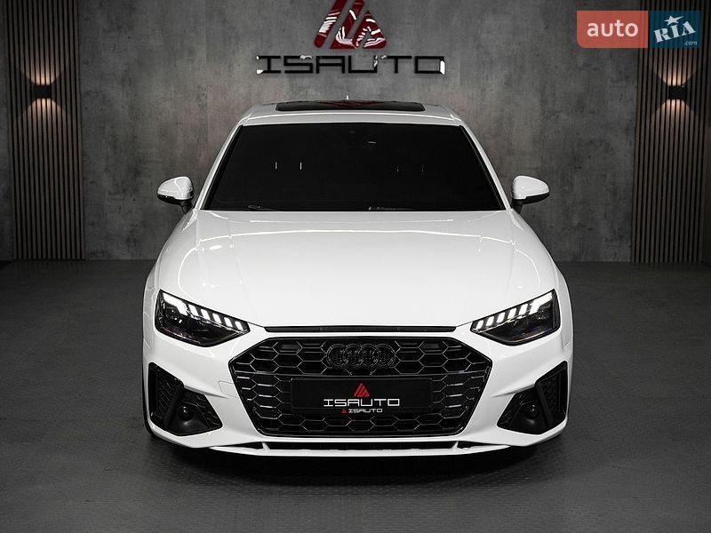 Седан Audi A4 2020 в Одесі