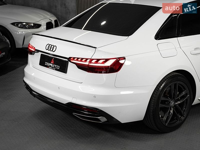 Седан Audi A4 2020 в Одесі