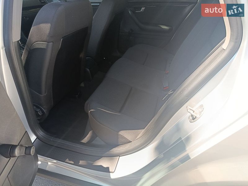 Універсал Audi A4 2002 в Житомирі