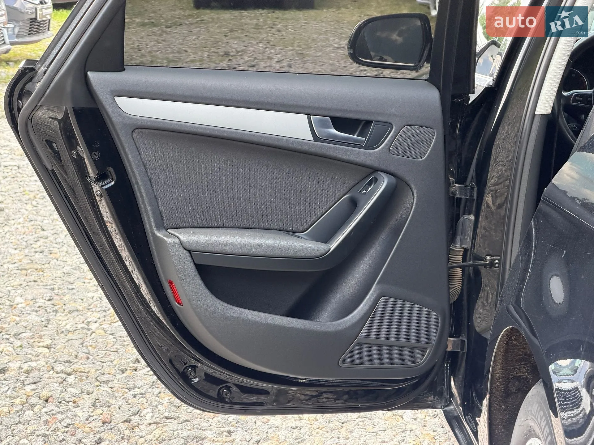 2010 Audi A4 - мініатюра 20
