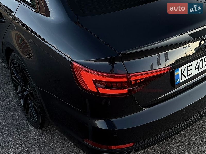 Седан Audi A4 2016 в Києві