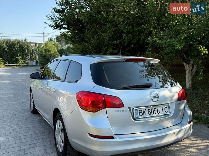 Універсал Audi A4 2002 в Рівному