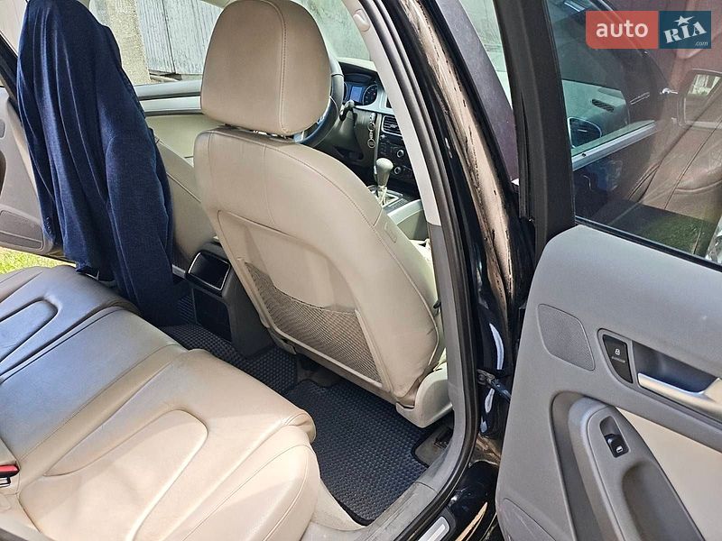 Седан Audi A4 2011 в Ахтырке