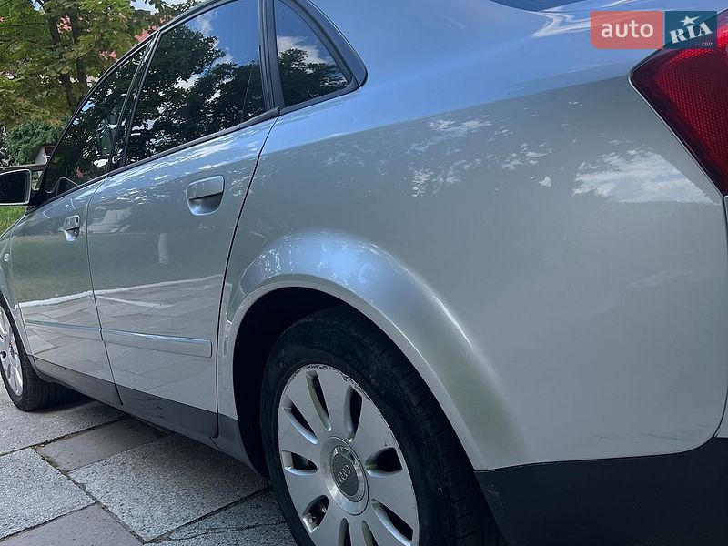 Седан Audi A4 2001 в Яремчі