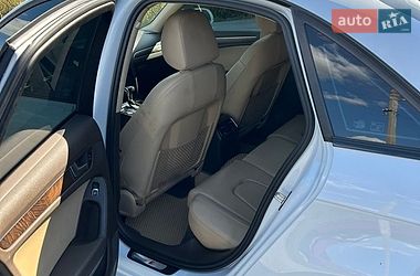Седан Audi A4 2014 в Баришівка
