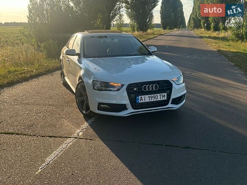 Седан Audi A4 2014 в Барышевке