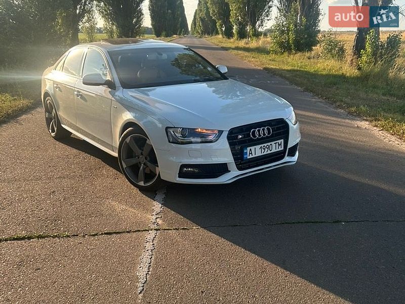 Седан Audi A4 2014 в Барышевке