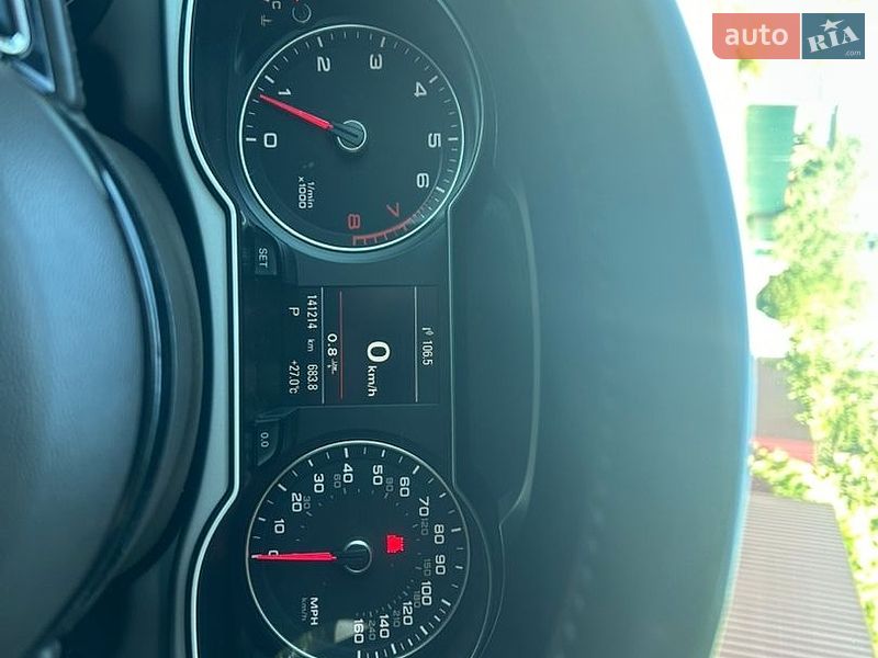 Седан Audi A4 2014 в Баришівка