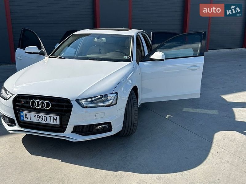 Седан Audi A4 2014 в Барышевке