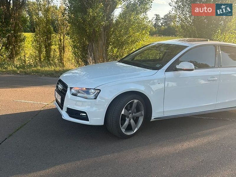 Седан Audi A4 2014 в Барышевке