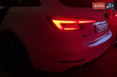 Універсал Audi A4 2018 в Ужгороді