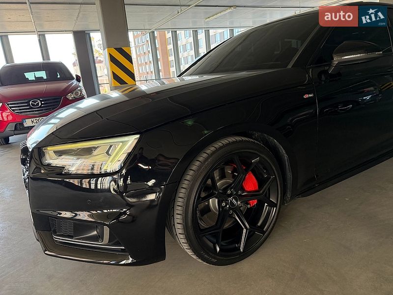 Седан Audi A4 2017 в Києві