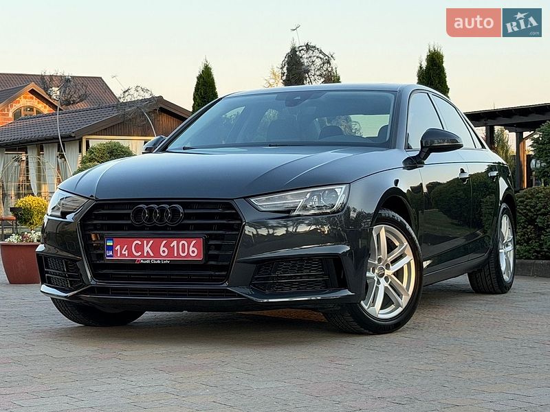 Седан Audi A4 2017 в Стрию
