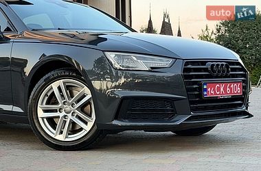 Седан Audi A4 2017 в Стрию