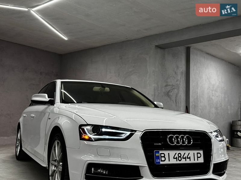 Седан Audi A4 2015 в Кременчуці